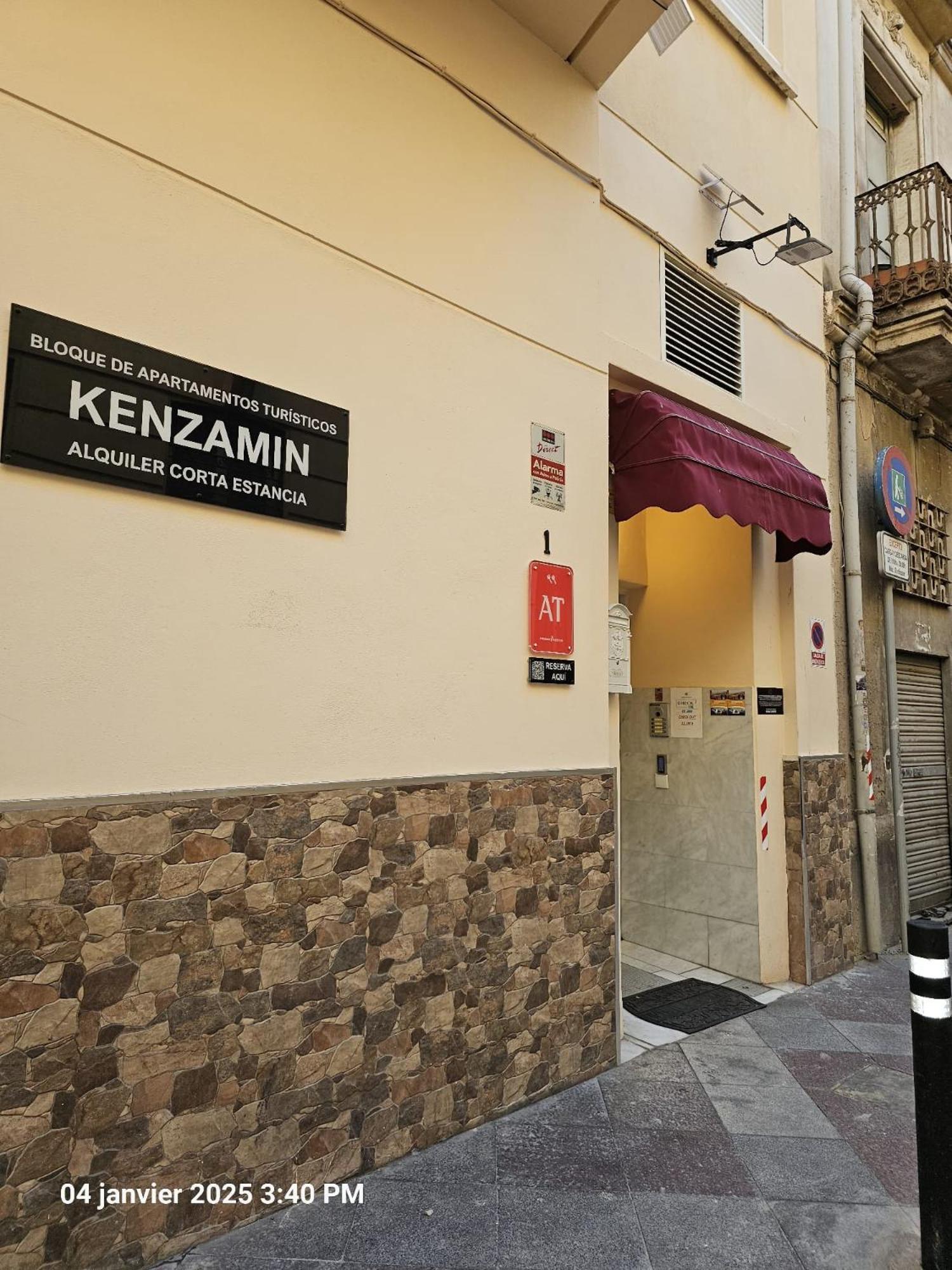 Apartamentos Turisticos Kenzamin Alicante Dış mekan fotoğraf